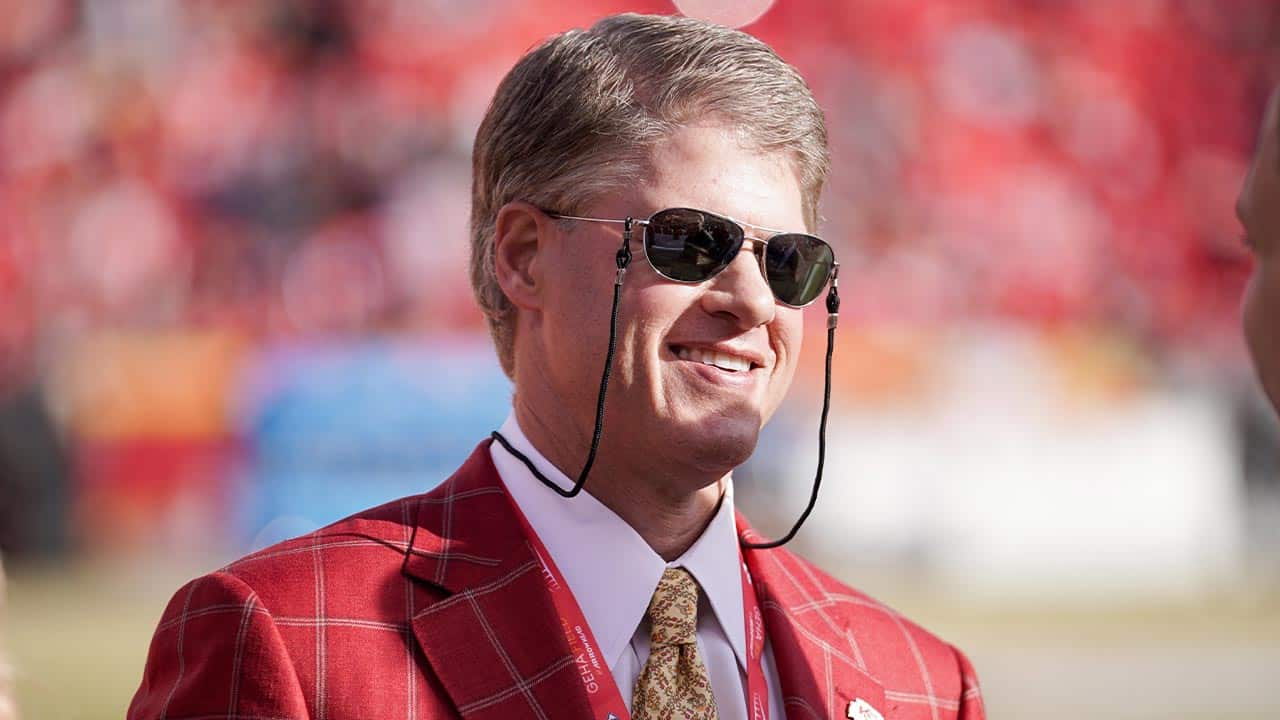 Know About Clark Hunt’s Career And Net Worth